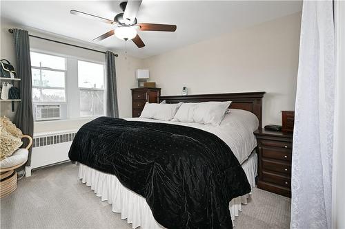2418 New Street|Unit #12, Burlington, ON - Indoor Photo Showing Bedroom