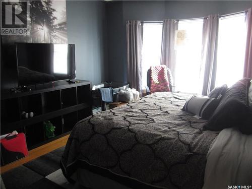 246 14Th Street W, Prince Albert, SK - Indoor Photo Showing Bedroom
