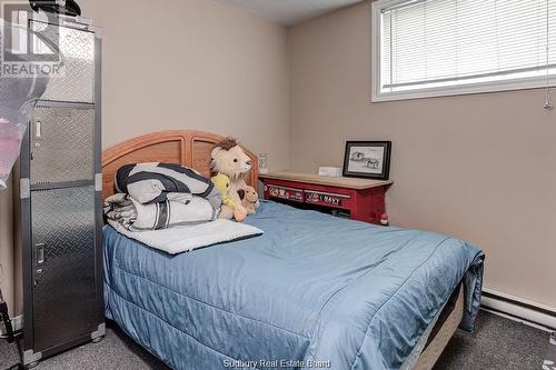298 Notre Dame, Azilda, ON - Indoor Photo Showing Bedroom