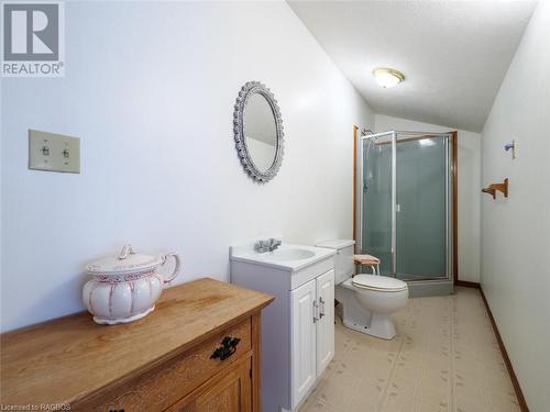 2nd floor 3-piece bath - 35 Avele Road, South Bruce Peninsula, ON - Indoor Photo Showing Bathroom