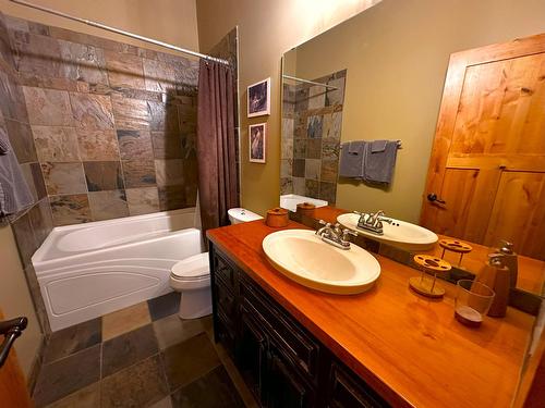 148 Stemwinder Drive, Kimberley, BC - Indoor Photo Showing Bathroom
