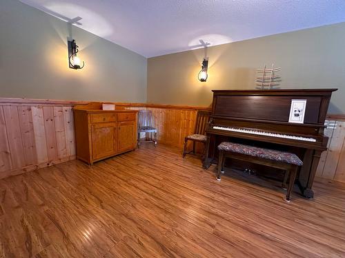 148 Stemwinder Drive, Kimberley, BC - Indoor Photo Showing Other Room
