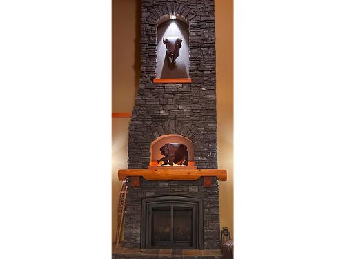 148 Stemwinder Drive, Kimberley, BC - Indoor With Fireplace