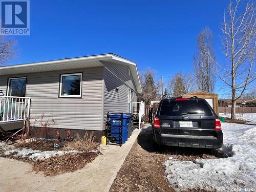 105 Dorchester Place, Moosomin, SK - Outdoor