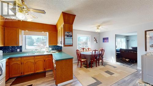 105 Dorchester Place, Moosomin, SK - Indoor Photo Showing Kitchen