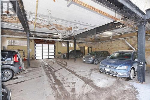 #115 -365 Dundas St E, Toronto, ON - Indoor Photo Showing Garage