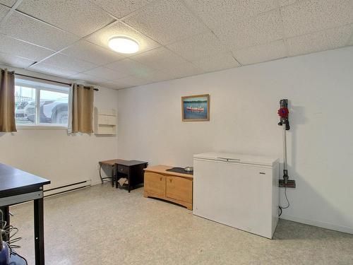 Rangement - 102 Av. De L'Église, Rouyn-Noranda, QC - Indoor Photo Showing Other Room
