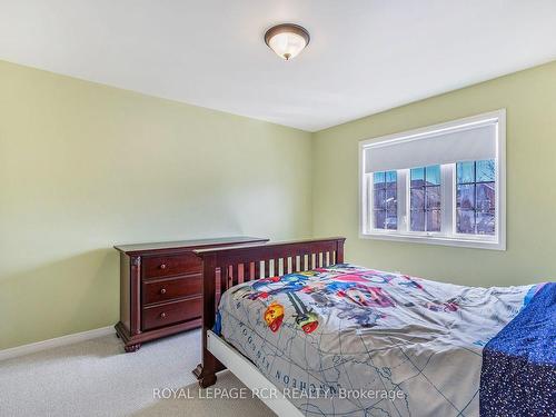 147 Trailhead Ave, Newmarket, ON - Indoor Photo Showing Bedroom