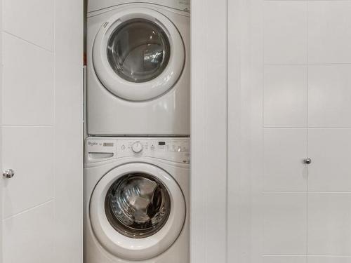 101-450 Hansen Street, Penticton, BC - Indoor Photo Showing Laundry Room