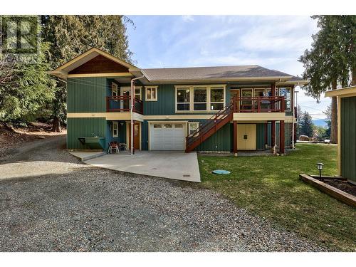 7815 Columbia Drive, Anglemont, BC - Outdoor