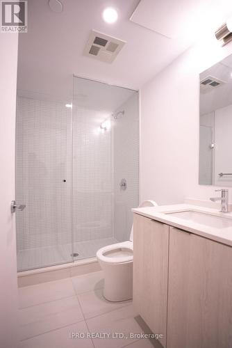 619 - 1 Jarvis Street, Hamilton, ON - Indoor Photo Showing Bathroom