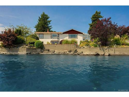 10655 Blue Heron Rd, North Saanich, BC - Outdoor With Body Of Water