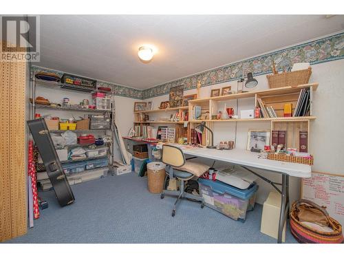 1038 11 Avenue Unit# 15, Vernon, BC - Indoor Photo Showing Office