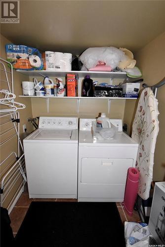 207 2727 Victoria Avenue, Regina, SK - Indoor Photo Showing Laundry Room