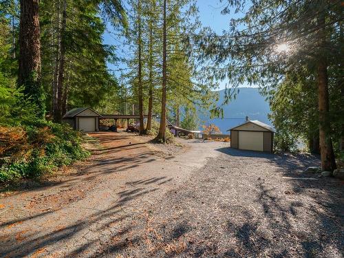 8682 Stirling Arm Dr, Port Alberni, BC - Outdoor