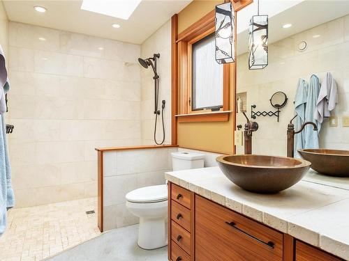 57 Jane Pl, Comox, BC - Indoor Photo Showing Bathroom