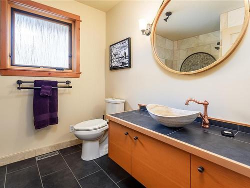 57 Jane Pl, Comox, BC - Indoor Photo Showing Bathroom