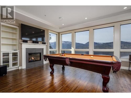 9605 Eastside Road, Vernon, BC - Indoor With Fireplace