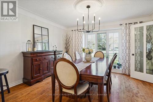 61 Acredale Dr, Hamilton, ON - Indoor Photo Showing Dining Room