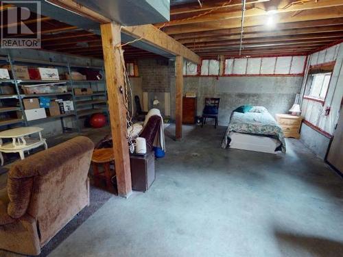5649 Tanner Ave, Powell River, BC - Indoor Photo Showing Basement