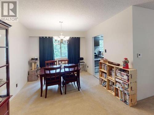 5649 Tanner Ave, Powell River, BC - Indoor Photo Showing Dining Room