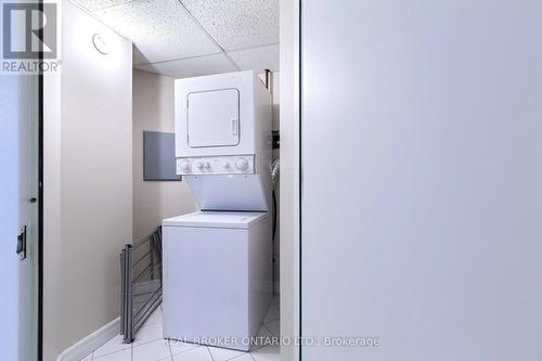 #1110 -38 Elm St, Toronto, ON - Indoor Photo Showing Laundry Room