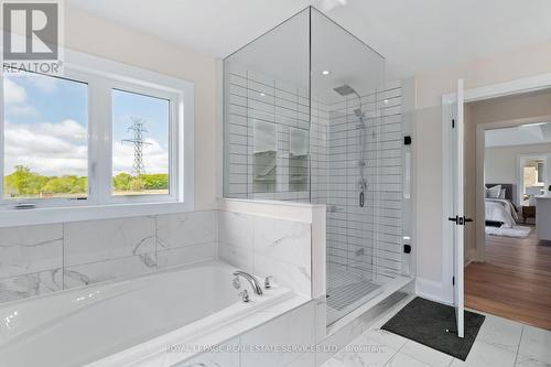 28 Thompson Way, Springwater, ON - Indoor Photo Showing Bathroom
