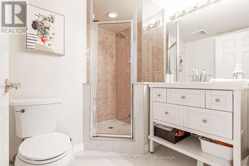 #2701 -35 Kingsbridge Garden Circ, Mississauga, ON - Indoor Photo Showing Bathroom