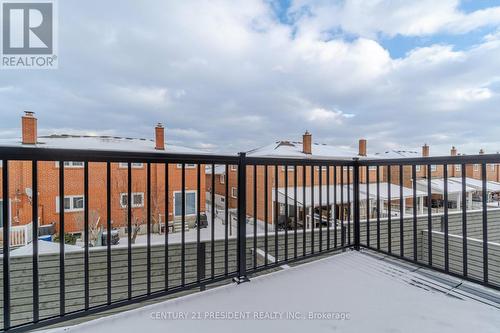 35 St Gaspar Crt, Toronto, ON - Outdoor With Balcony