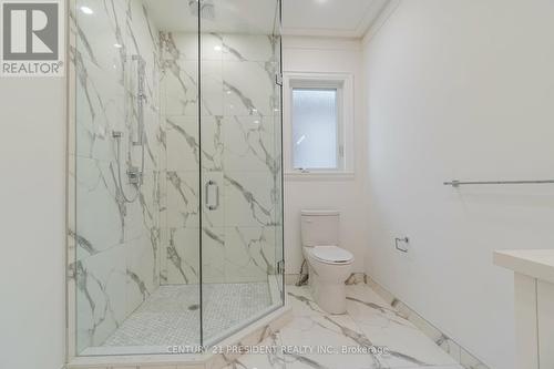 35 St Gaspar Crt, Toronto, ON - Indoor Photo Showing Bathroom