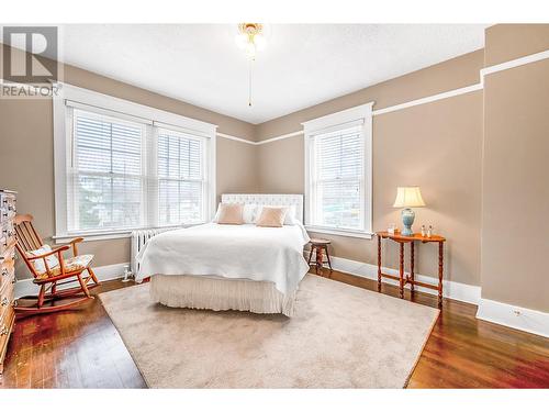 1800 32 Avenue, Vernon, BC - Indoor Photo Showing Bedroom