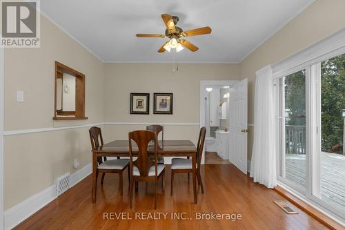 43 Queen Street E, Springwater, ON - Indoor Photo Showing Dining Room