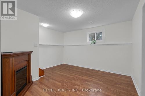 43 Queen Street E, Springwater, ON - Indoor Photo Showing Other Room