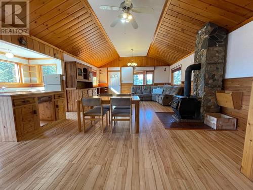 4561 Barleben Road, Skookumchuck, BC - Indoor Photo Showing Dining Room