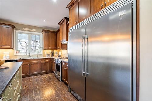 694 Centre Road, Flamborough, ON - Indoor Photo Showing Kitchen With Stainless Steel Kitchen