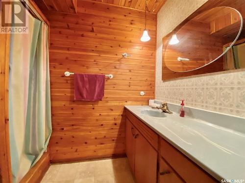 1115 Asquith Drive, Esterhazy, SK - Indoor Photo Showing Bathroom