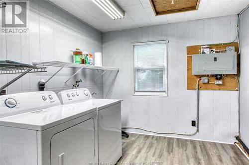 35 Bertrand, Amherstburg, ON - Indoor Photo Showing Laundry Room