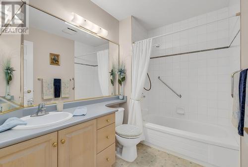 3775 Springbrook Road Unit# 20, Kelowna, BC - Indoor Photo Showing Bathroom