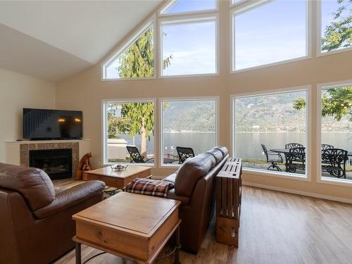 3-6300 Armstrong Road, Eagle Bay, BC - Indoor Photo Showing Living Room With Fireplace