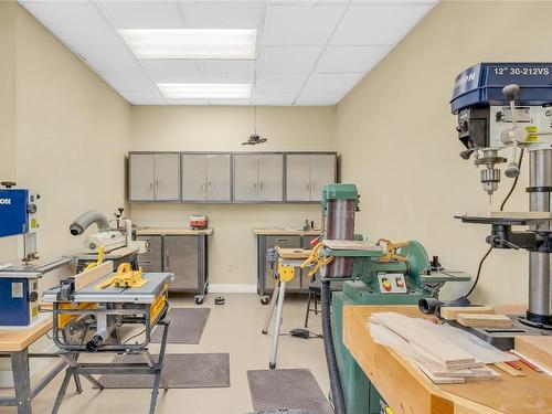 2240 Terrero Place, Westbank, BC - Indoor Photo Showing Gym Room