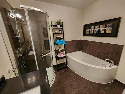 Salle de bains - 7-2264 Rue Victoria, Montréal (Lachine), QC - Indoor Photo Showing Bathroom
