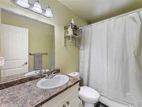 2095 Maple Ave South, Sooke, BC - Indoor Photo Showing Bathroom