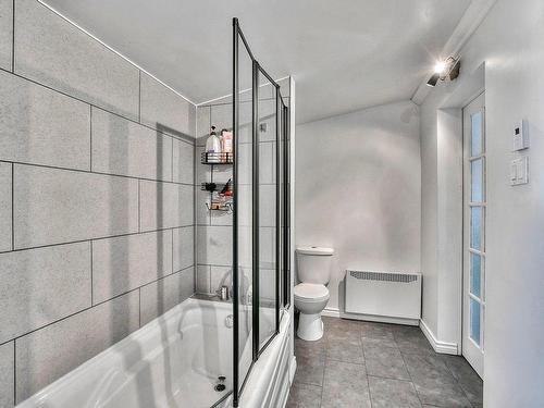 Bathroom - 172 Rue Glendale, Rosemère, QC - Indoor Photo Showing Bathroom