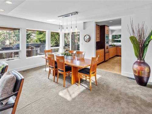 1750 Patly Pl, Victoria, BC - Indoor Photo Showing Dining Room