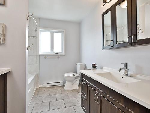 Bathroom - 3353 Route 112, Marieville, QC - Indoor Photo Showing Bathroom