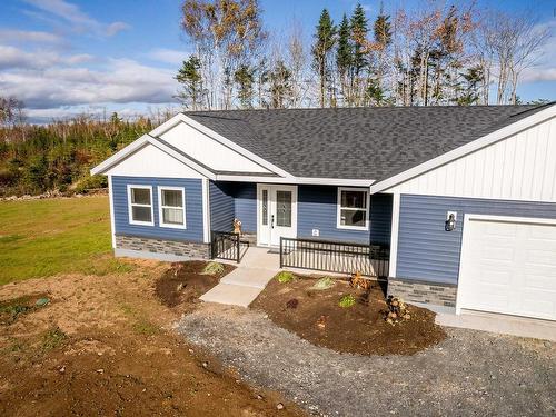 5854 Aylesford Road, Morristown, NS 