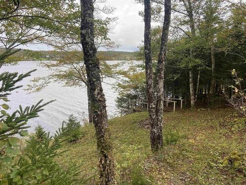 402 West Side Indian Harbour Lake Road, Indian Harbour Lake, NS 