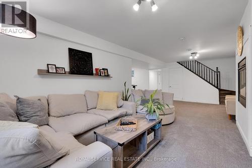 804 Lees Ave, Cobourg, ON - Indoor Photo Showing Living Room