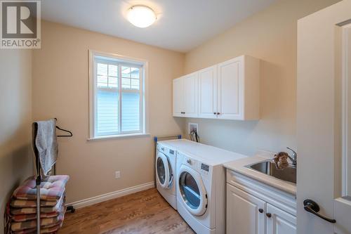 2450 Radio Tower Road Unit# 222, Oliver, BC - Indoor Photo Showing Laundry Room