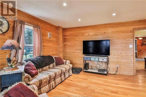 5129 Route 530, Cocagne, NB - Indoor Photo Showing Living Room